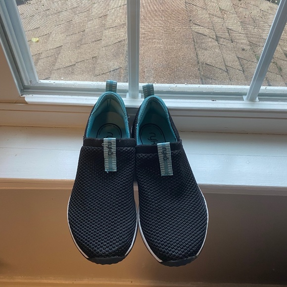 Ryka Knit Slip-On Sneakers - Echo Knit, black 7.5 - Picture 1 of 3